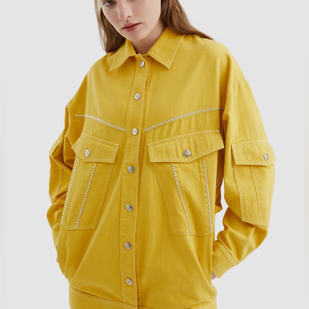 NOCTURNE NWT Yellow Jacket Silver Studs